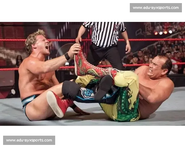 铁英华铁腿碾压位宁辉!新生代统治力震撼擂台 铁英华铁腿碾压位宁辉!新生代统治力震撼擂台